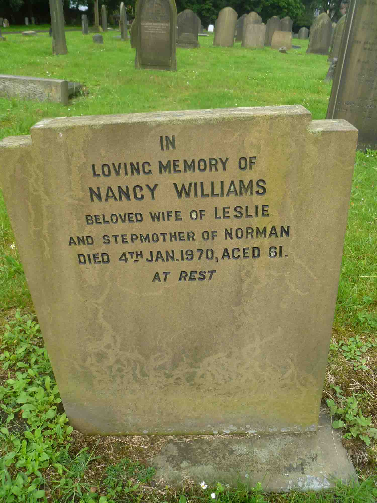 Williams, Nancy (1 297)